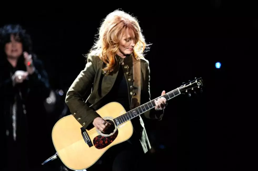 Heart&#8217;s Nancy Wilson Discusses &#8216;Kicking &#038; Dreaming&#8217; Their Way To Rock &#038; Roll Success