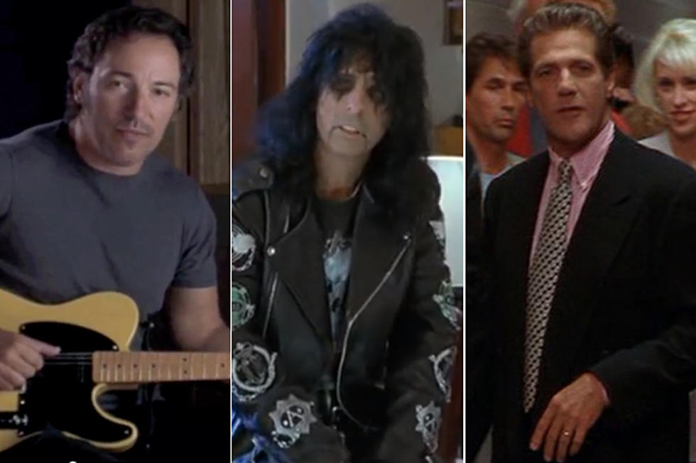 Alice Cooper in ‘Wayne’s World’ – Musician Movie Cameos