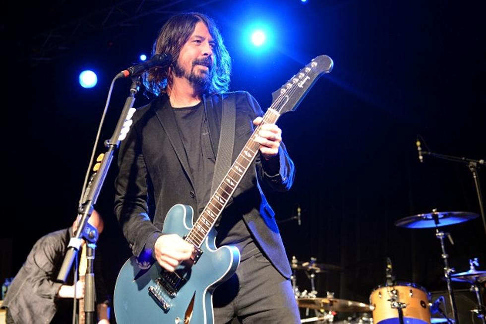 Grohl Says Foo Fighters Working on Album