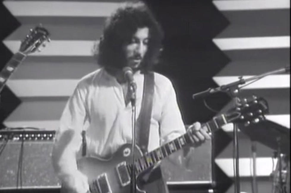 37 Years Ago: Fleetwood Mac Founder Peter Green Arrested For Pulling Shotgun On His Accountant