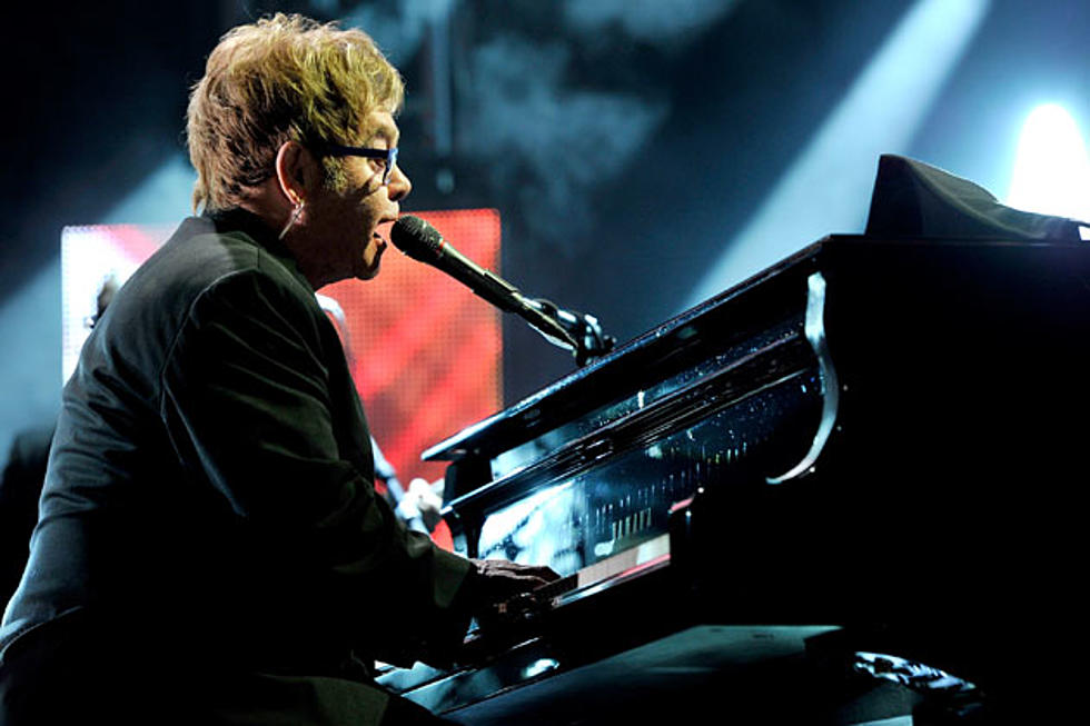 Elton John Volunteers to Help Save HMV Stores in Europe
