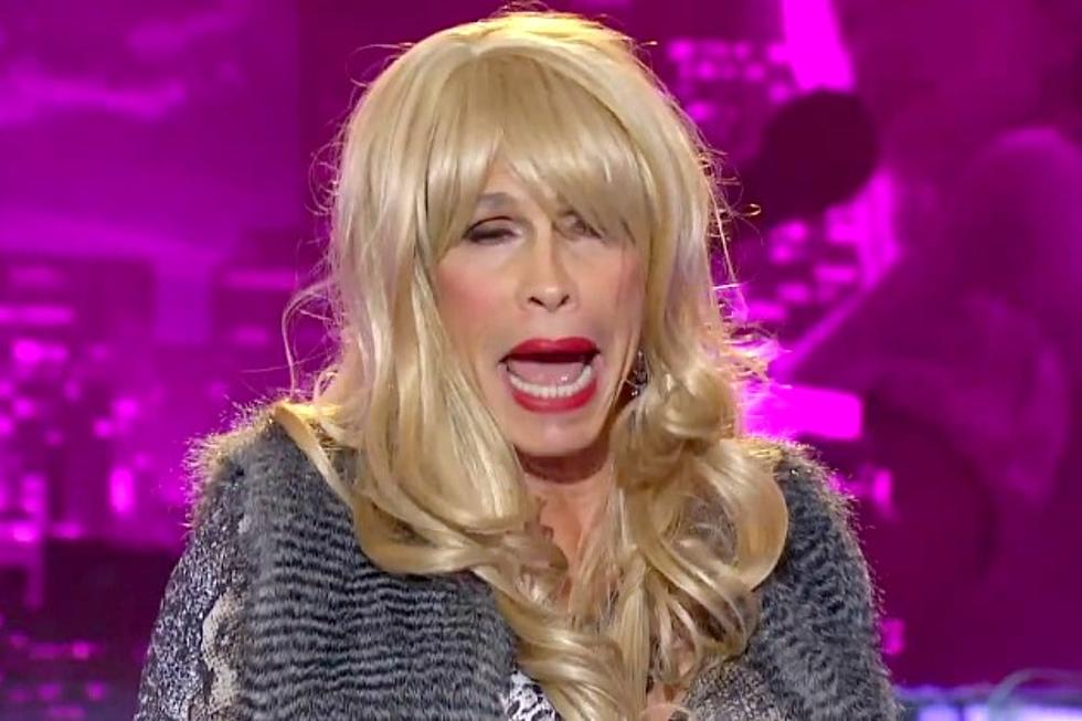Aerosmith’s Steven Tyler Crashes ‘American Idol’ Auditions as Dude Who Looks Like a Lady