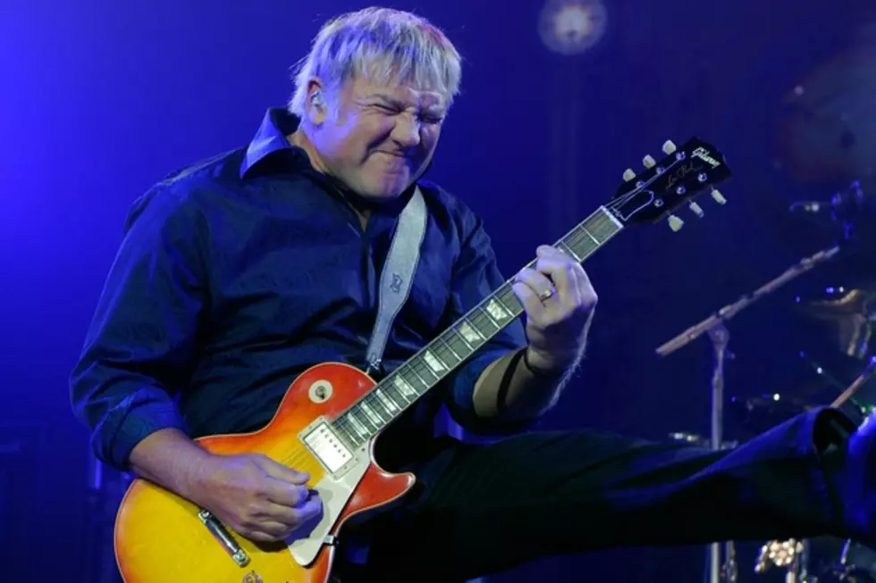 Rush Guitarist Alex Lifeson Looks Back on Tough Times