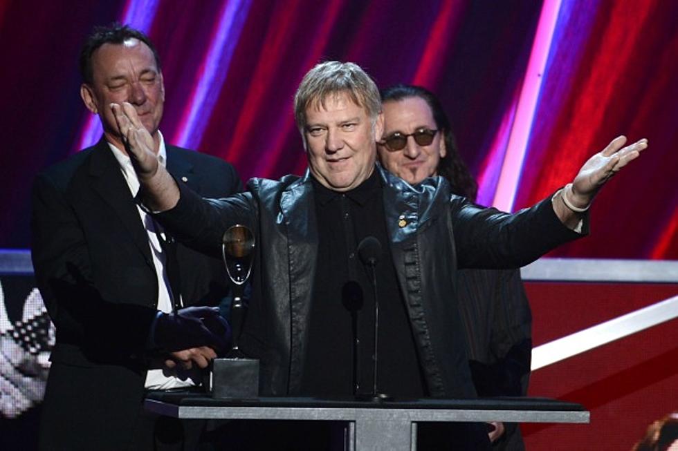 Geddy Lee ‘Wanted to Kill’ Alex Lifeson During Rush’s HOF Induction