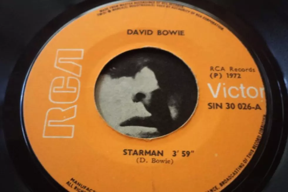 David Bowie&#8217;s Rare &#8216;Starman&#8217; Single Sells for Almost $2,000