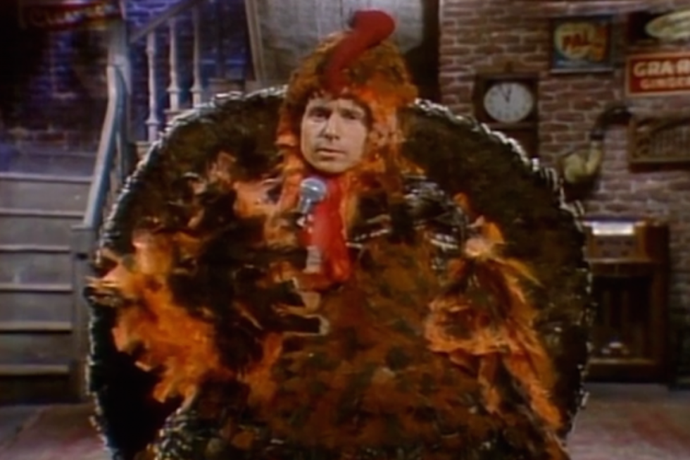 37 Years Ago: Paul Simon Wears a Turkey Suit on &#8216;Saturday Night Live&#8217;