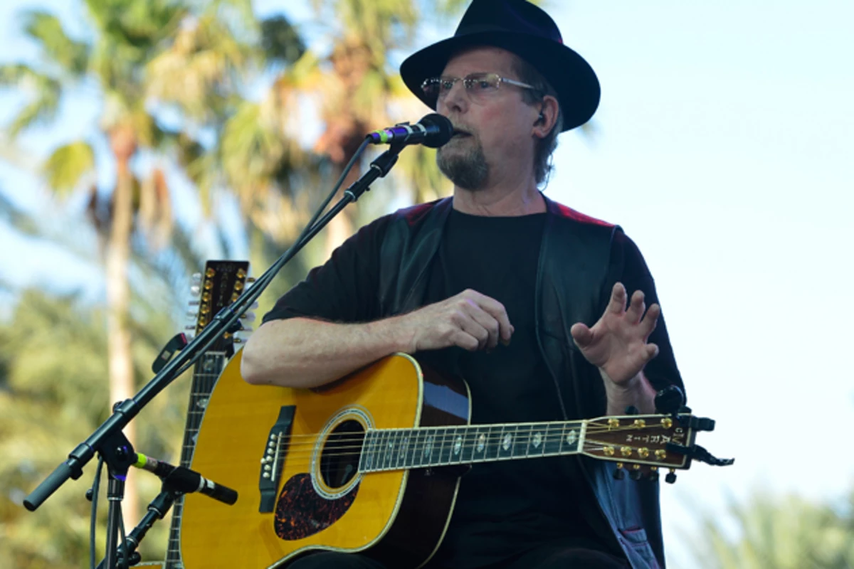 Roger McGuinn Talks About His New Live Album and 'Cryptic' Talks with