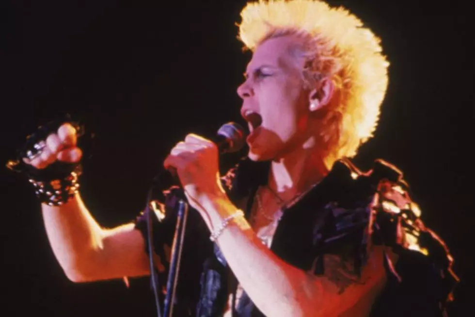 Billy Idol Headlines Ribfest in Naperville, July 3rd