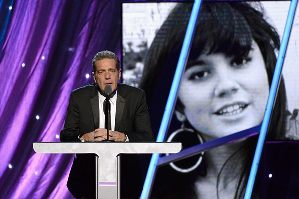 ‘It’s About Time’ – Glenn Frey Inducts Linda Ronstadt Into the Rock and Roll Hall of Fame