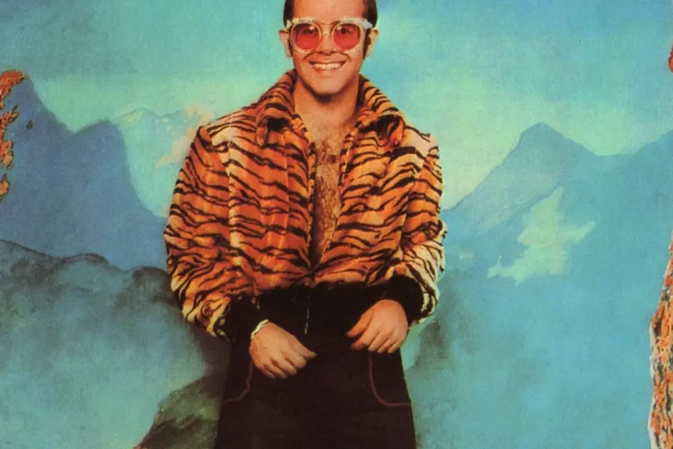 When Red-Hot Elton John Released the Close-to-Classic &#8216;Caribou&#8217;