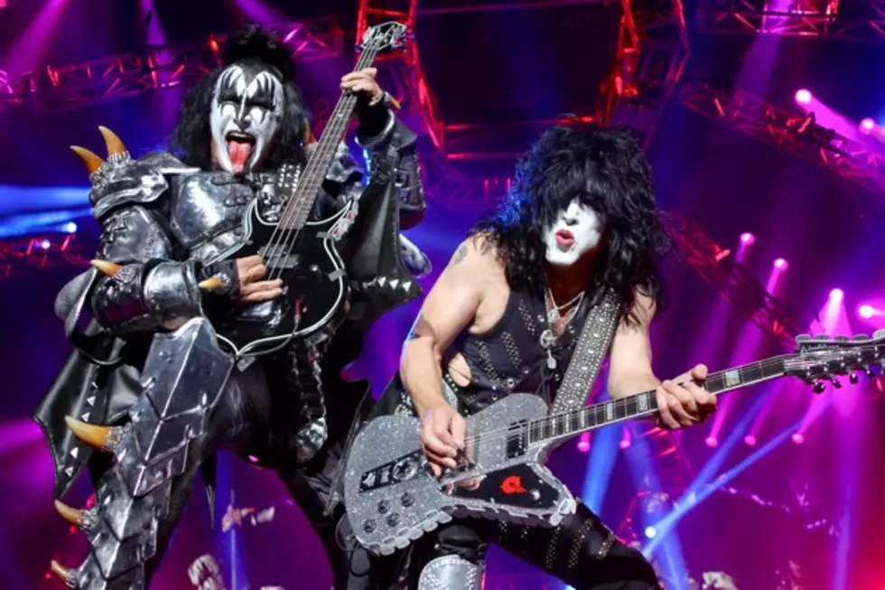 Def Leppard and Kiss Return With a Fury to the Fabulous Forum