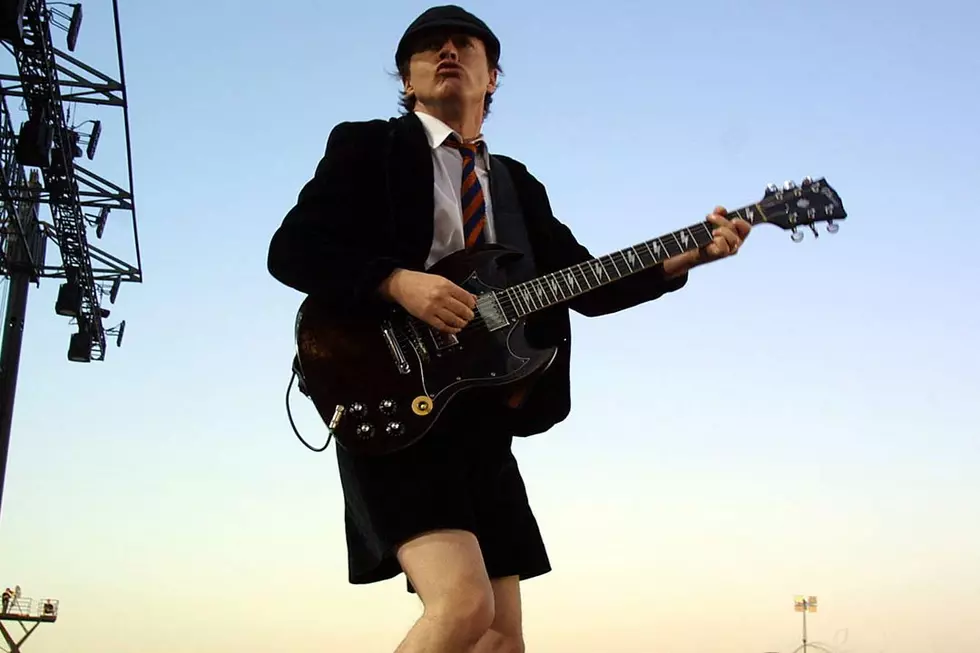 Updated: Listen to AC/DC’s New Song ‘Play Ball’ in Postseason Baseball Trailer