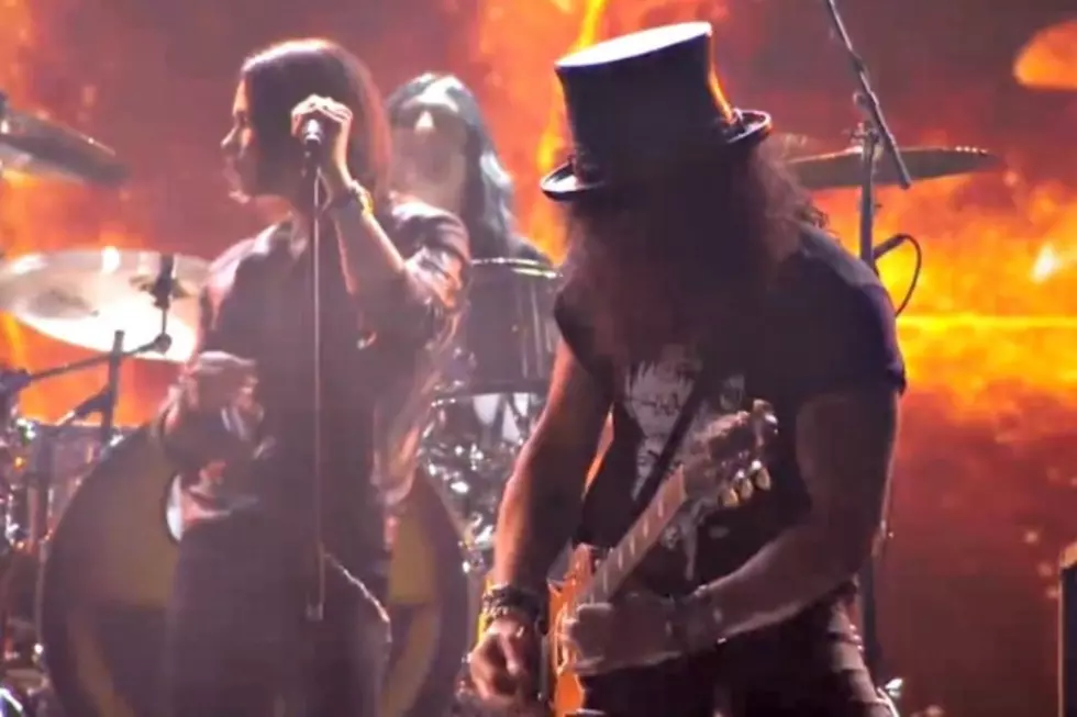 Watch Slash Cover Ozzy Osbourne&#8217;s &#8216;Crazy Train&#8217;