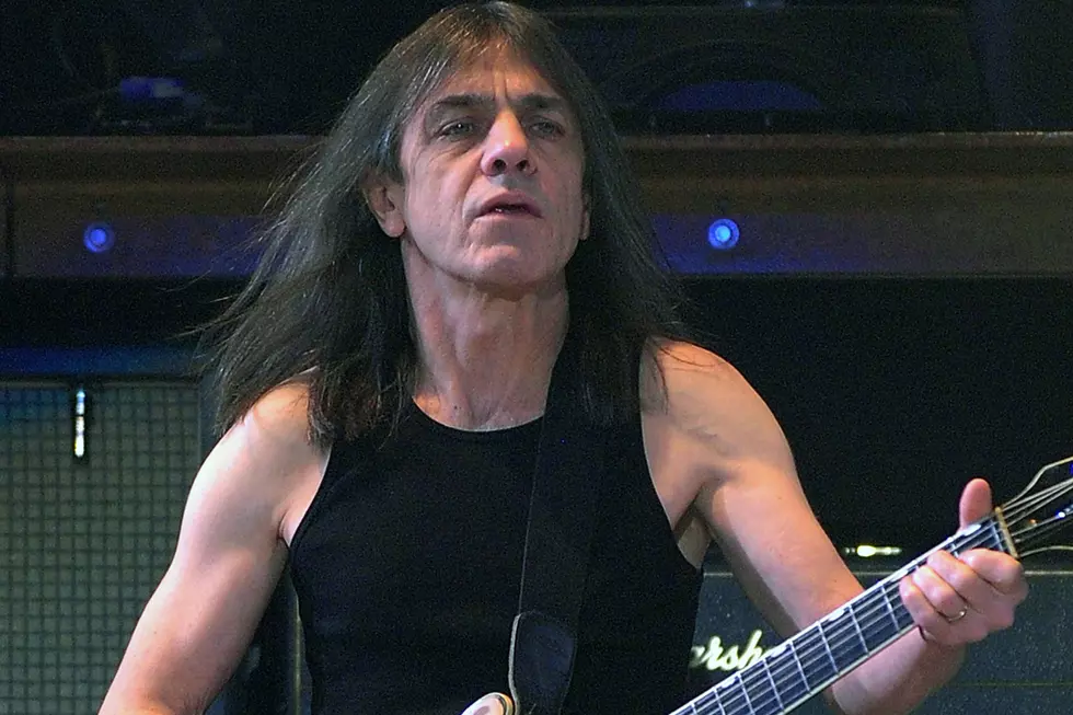 Malcolm Young Spotted on Stroll in Sydney
