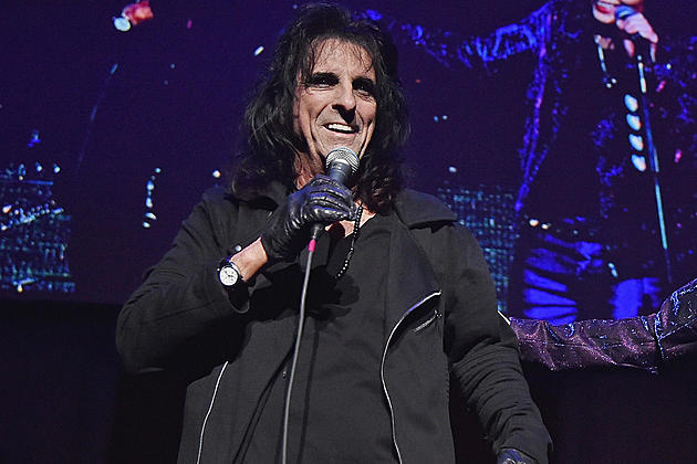 Win Front Row Tickets To Alice Cooper!
