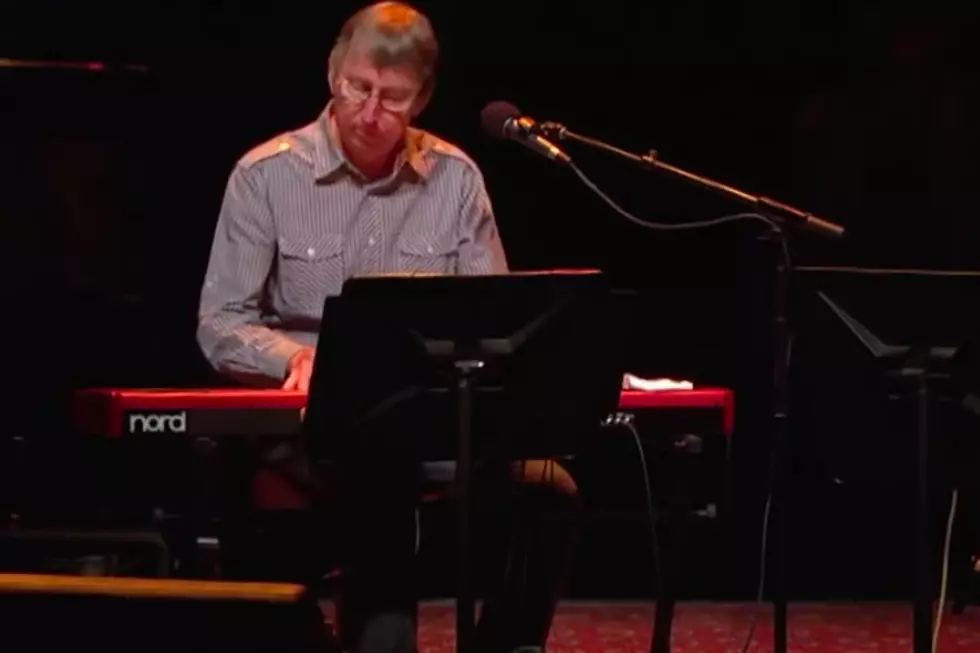 Grammy-Nominated Songwriter and Session Player Bobby Emmons Dies at 72
