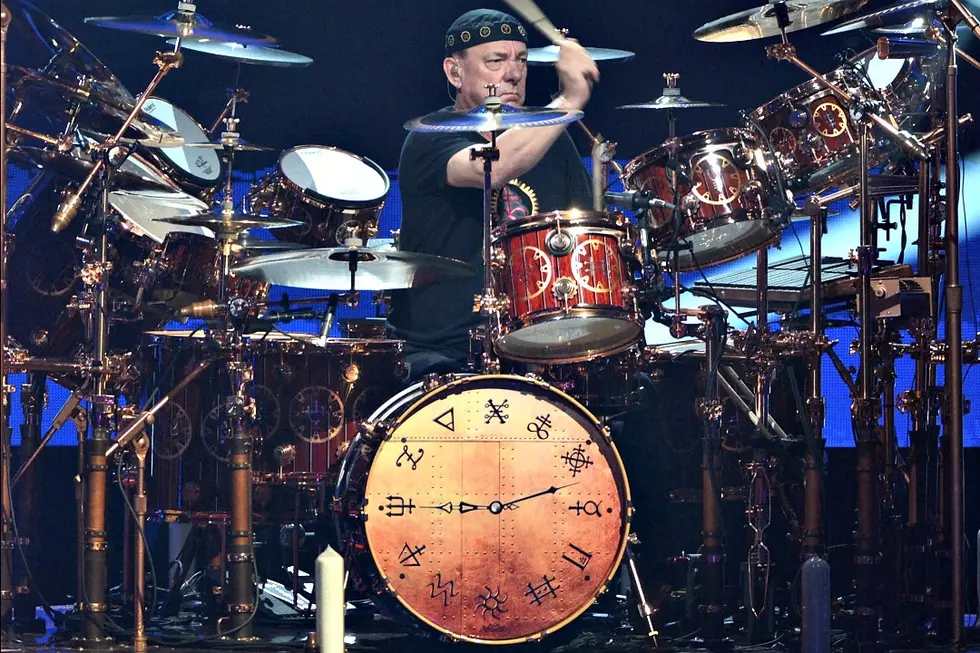 Neil Peart’s Daughter Attends Her First Rush Show