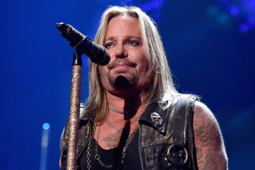 Motley Crue&#8217;s Vince Neil Suing Woman Who Ran His Facebook Account