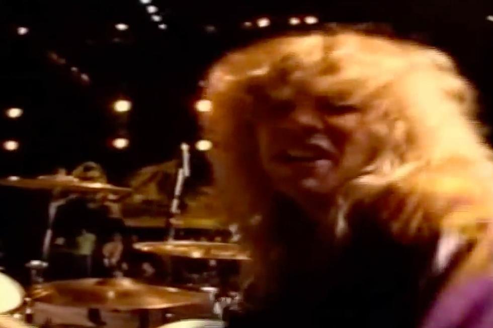 25 Years Ago: Steven Adler Plays His Final Gig With Guns N’ Roses