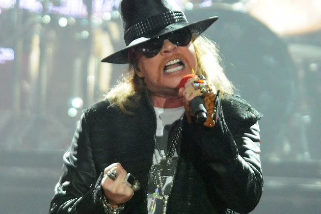 Axl Rose Won&#8217;t Sign Autographs Anymore