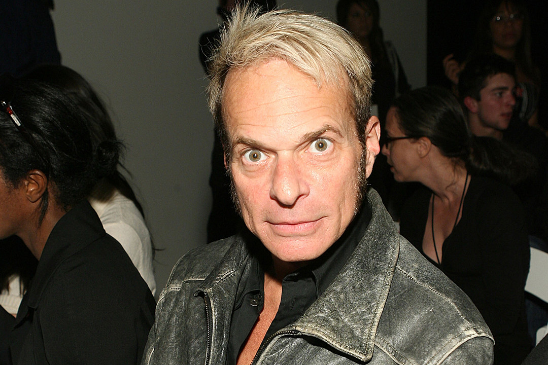 How David Lee Roth Detained Knife-Wielding Intruder at His House