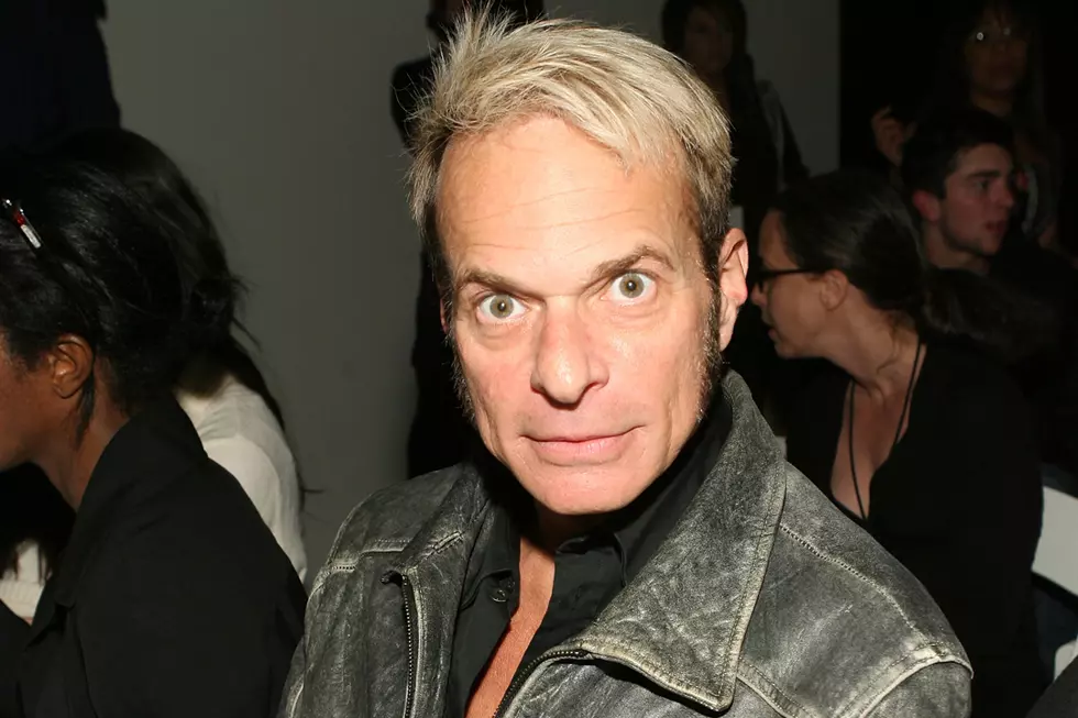 David Lee Roth Sort of Comments on New Van Halen Book