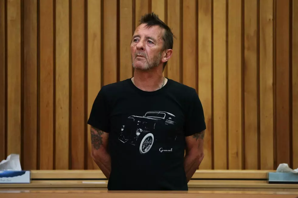 Phil Rudd Pleads Guilty to Threatening to Kill, Drug Charges
