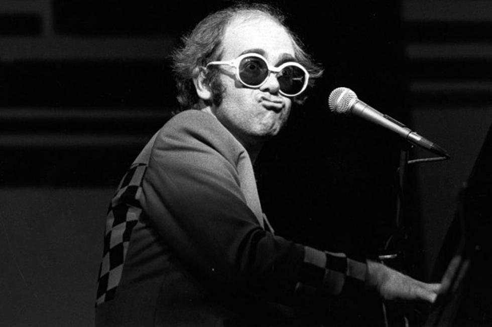 Elton John&#8217;s Heart-Shaped Glasses Have Been Stolen