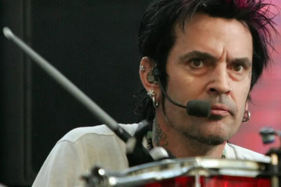 Tommy Lee Admits He&#8217;d Love to See Motley Crue in the Rock and Roll Hall of Fame