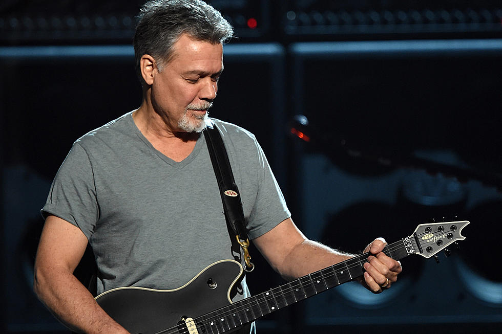 Van Halen Tear Through ‘Panama’ at the Billboard Music Awards