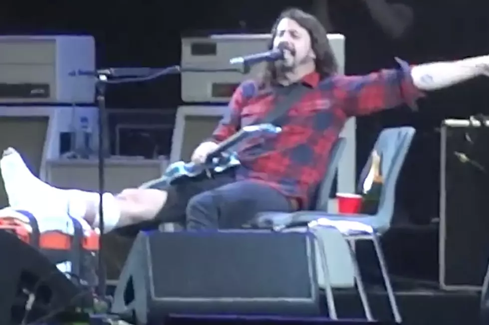 Dave Grohl Falls Off Stage, Breaks Leg… Still Finishes the Show!