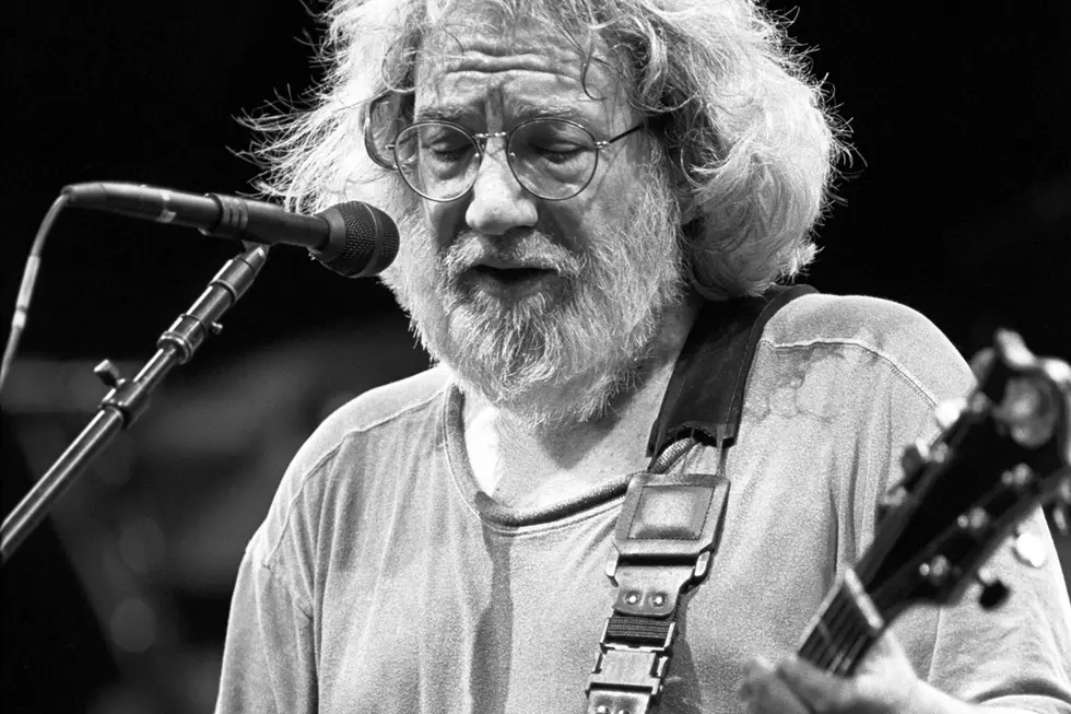 20 Years Ago: Jerry Garcia Plays His Final Grateful Dead Concert