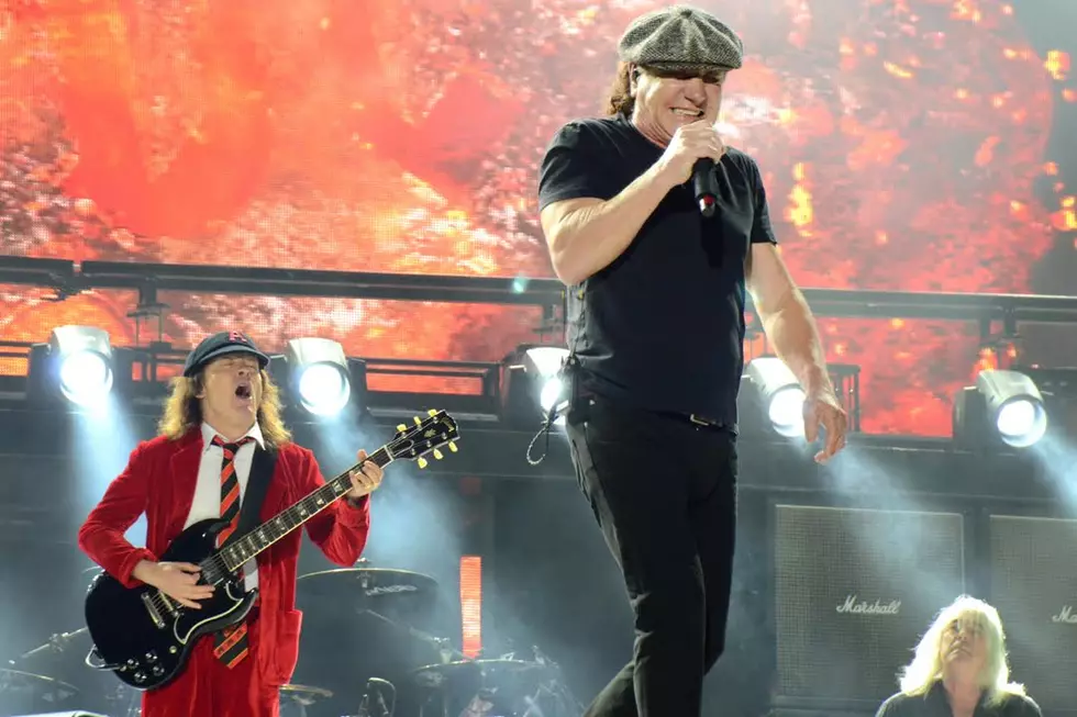 AC/DC Begin U.S. Tour in Boston: Videos