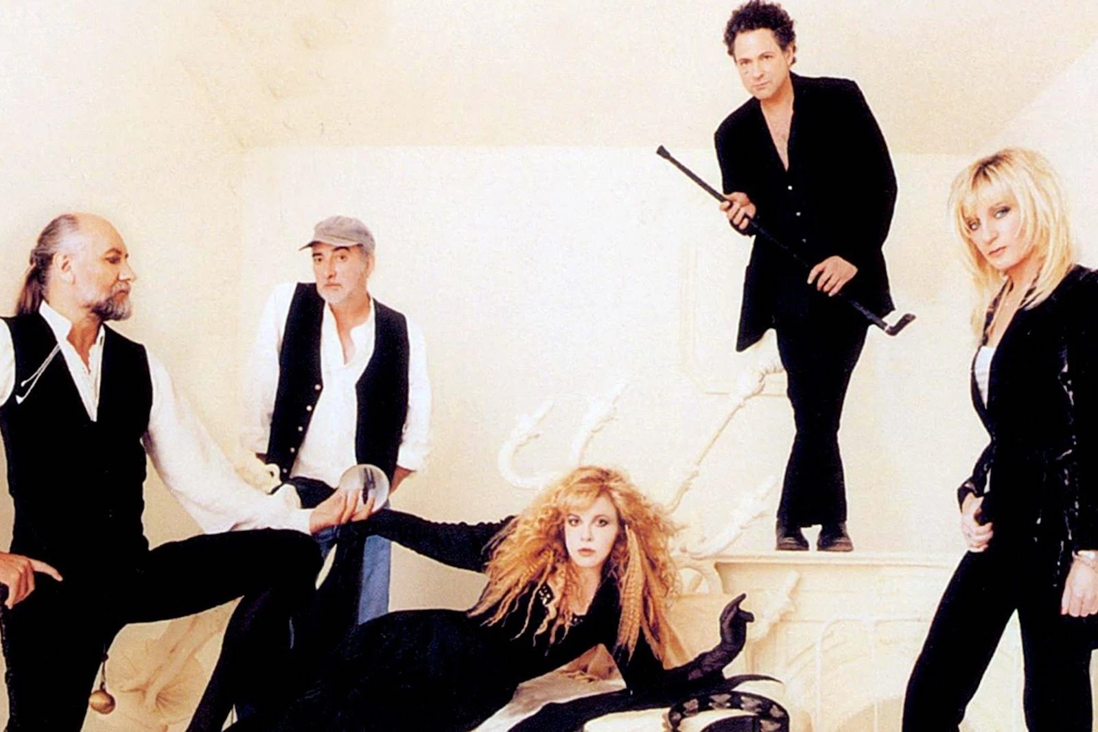 How Fleetwood Mac Reunited for 'The Dance'.