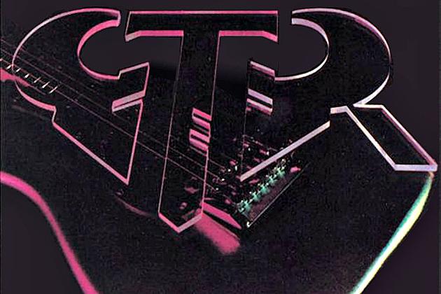 30 Years Ago: Steve Hackett and Steve Howe Unite for &#8216;GTR&#8217;