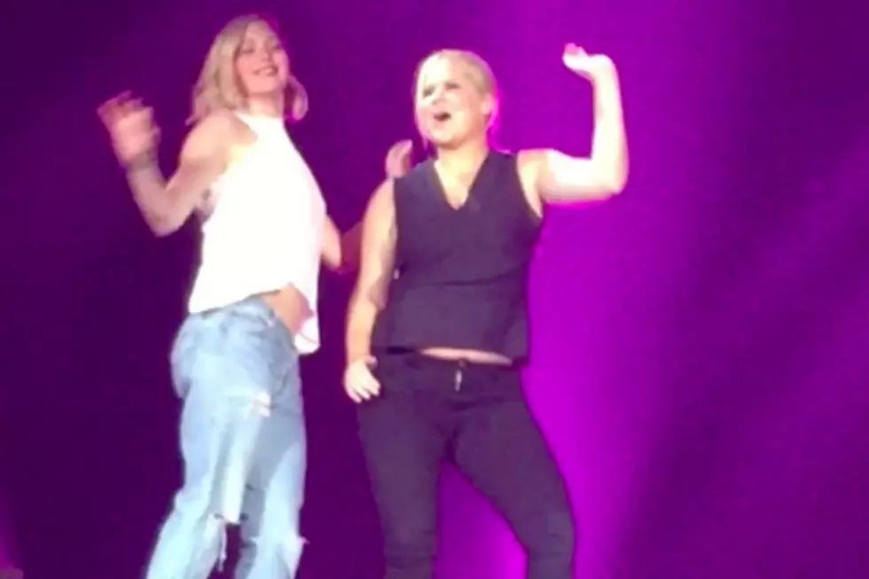 Watch Jennifer Lawrence and Amy Schumer Dance on Billy Joel's Piano
