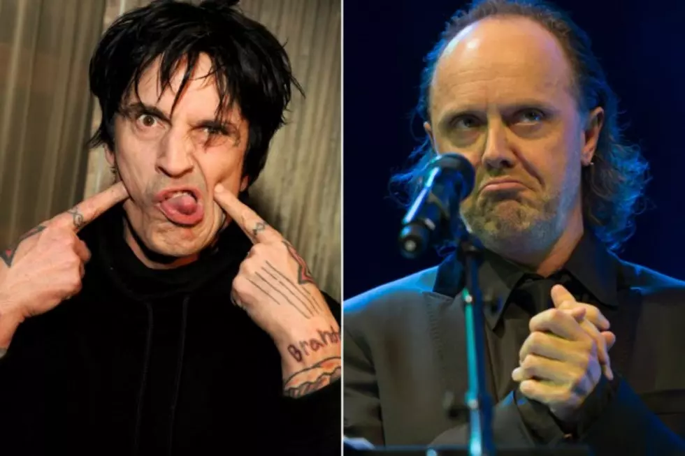 Tommy Lee Mocks Lars Ulrich With Meme