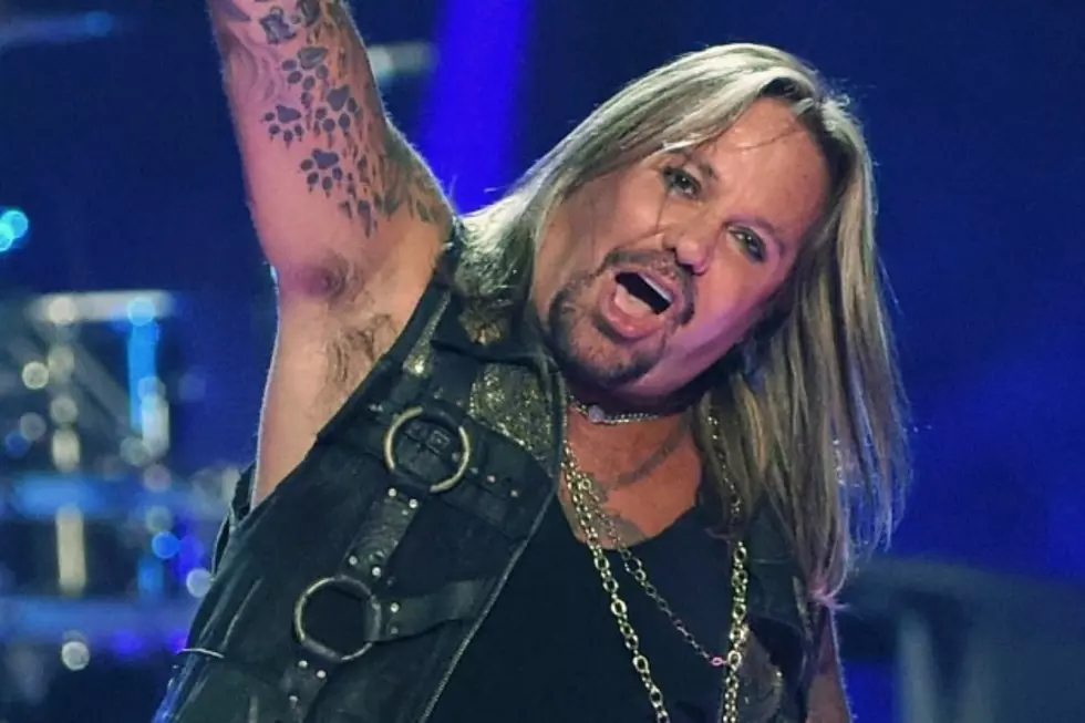 Vince Neil Hangs Up on DJ Asking About Motley Crue vs. Metallica Beef