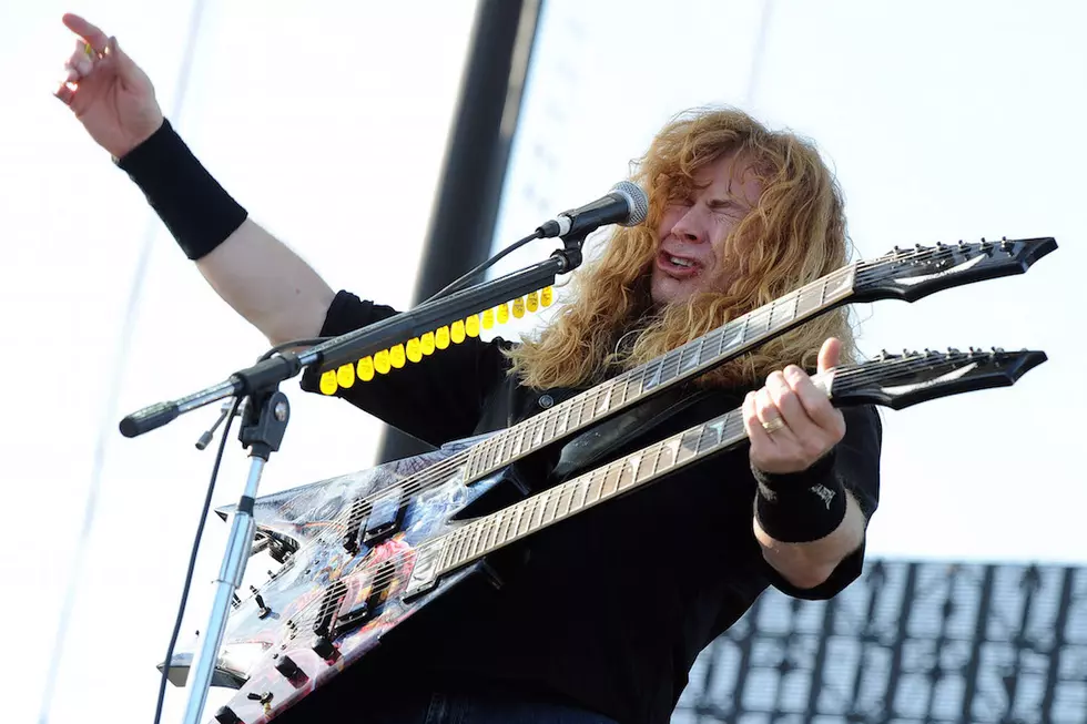 Dave Mustaine Fires His 'Stupid Ass' Guitar Tech