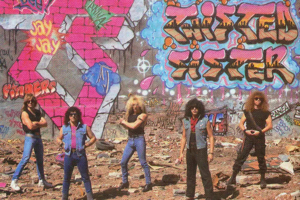 35 Years Ago: Twisted Sister Aim for the Mainstream – and Miss – With &#8216;Come Out and Play&#8217;
