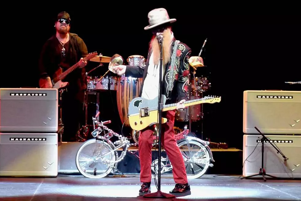 Billy Gibbons Hits the Road Solo: Setlist, Photo, Videos