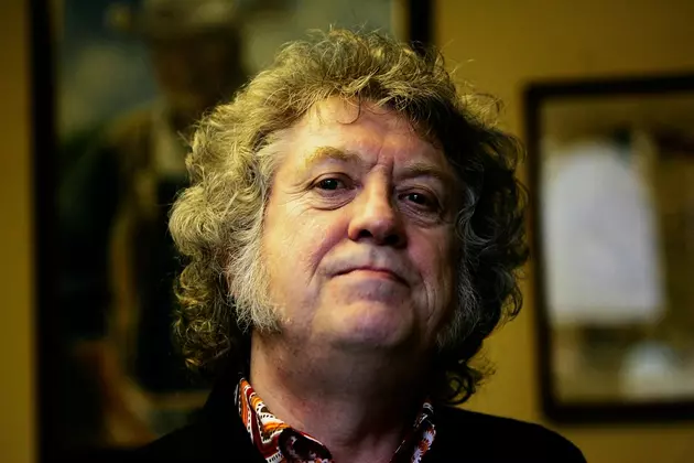 Ex-Slade Singer Noddy Holder Talks Turning Down AC/DC, Swearing at Freddie Mercury, and &#8216;Merry Xmas Everybody&#8217;