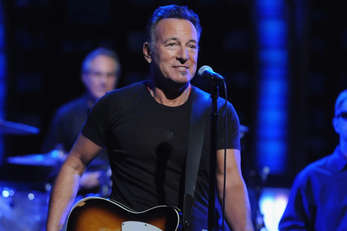 Bruce Springsteen Kicks Off 'The River' Tour in Pittsburgh Setlist, Videos