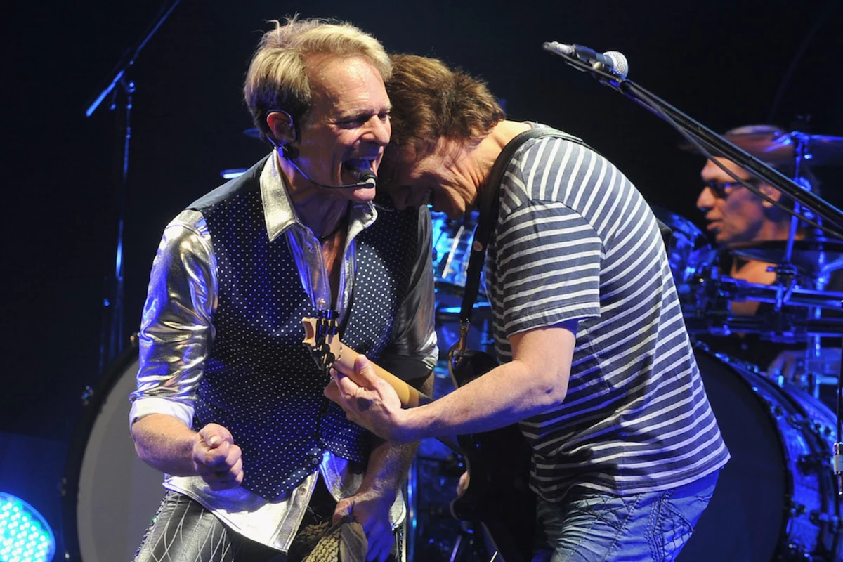 David Lee Roth: 'AIN'T NO CHRISTMAS' (new song, 2016)