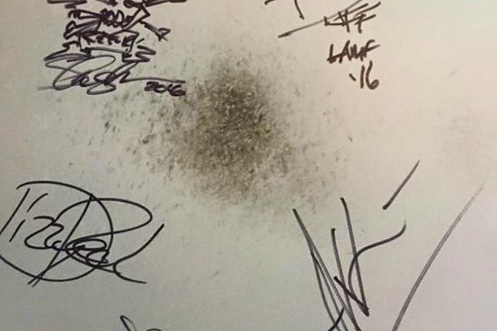 Does This Autographed Drumhead Confirm the 2016 Guns N’ Roses Lineup?
