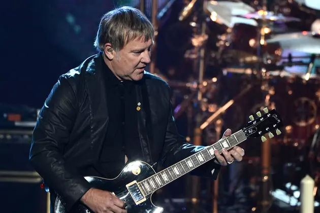 Alex Lifeson Says Rush&#8217;s R40 Tour Was the &#8216;End of Touring&#8217; for Neil Peart