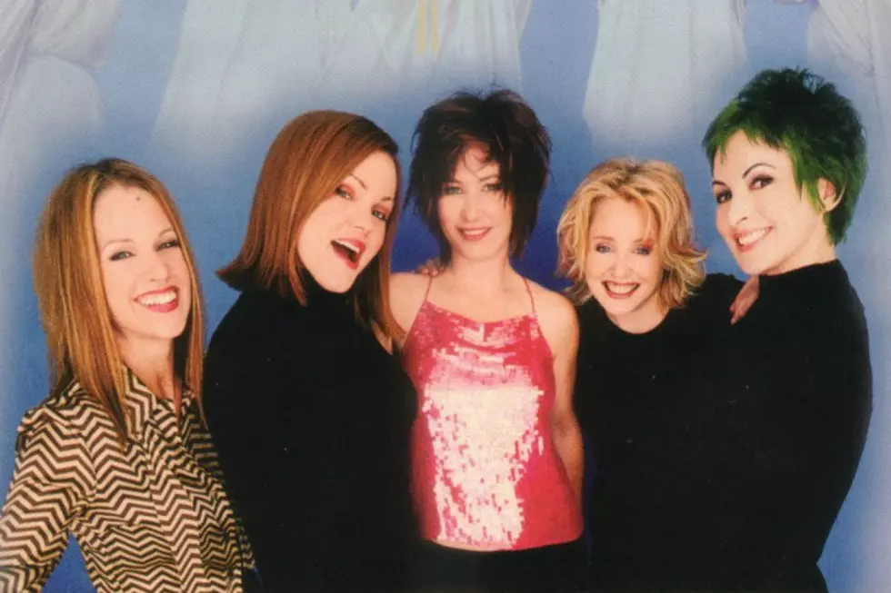 15 Years Ago: The Go-Go's Reunite for 'God Bless the Go-Go's'