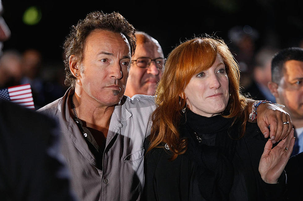 25 Years Ago: Bruce Springsteen Marries Patti Scialfa