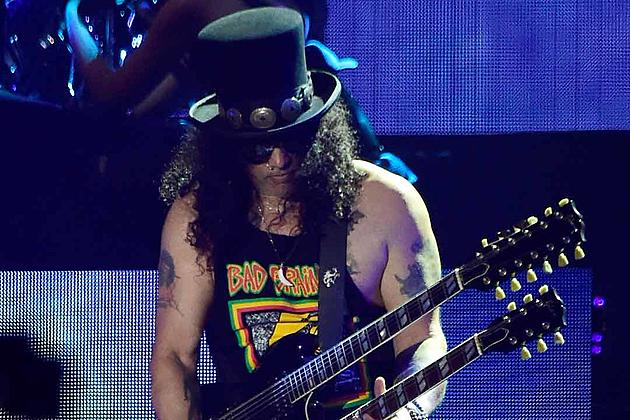 Slash in First Interview Since Guns N&#8217; Roses Reunion: &#8216;It&#8217;s All Cool&#8217;