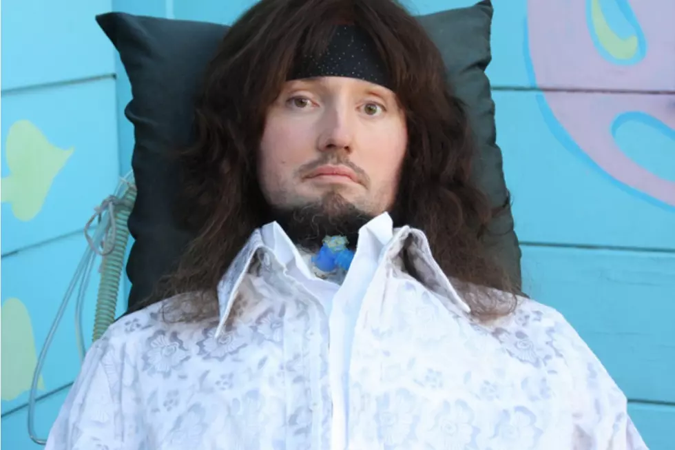 Guitarist Jason Becker Hospitalized With 'Shortness of Breath'